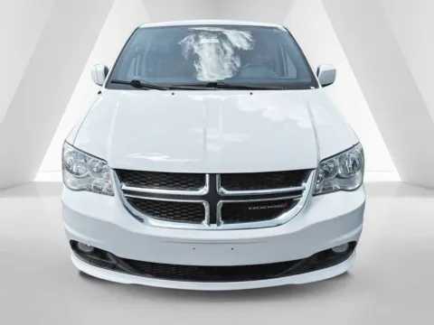Photos of 2019 Dodge Grand Caravan SXT for sale in Waverly, OH at Hometown Chevrolet