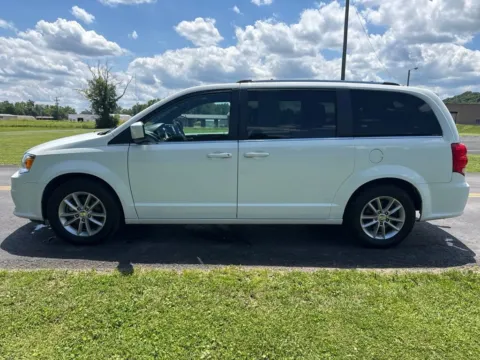 More photos of 2019 Dodge Grand Caravan SXT at Hometown Chevrolet, OH