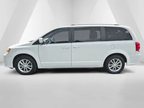 More photos of 2019 Dodge Grand Caravan SXT at Hometown Chevrolet, OH