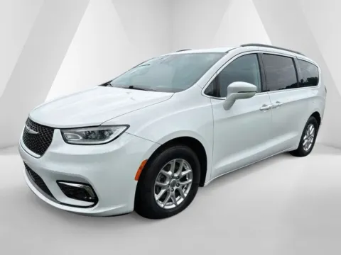 Another view of 2022 Chrysler Pacifica Touring L for sale in Waverly, OH at Hometown Chevrolet