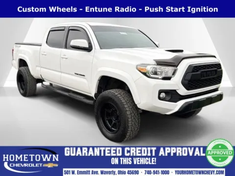 White 2017 Toyota Tacoma TRD Sport for sale in Waverly, OH