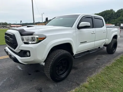 Another view of 2017 Toyota Tacoma for sale in Waverly, OH at Hometown Chevrolet