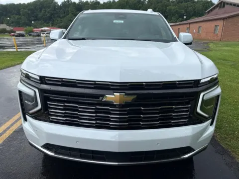 Photos of 2026 Chevrolet Suburban High Country for sale in Waverly, OH at Hometown Chevrolet