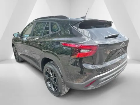 More photos of 2026 Chevrolet Trax LT at Hometown Chevrolet, OH