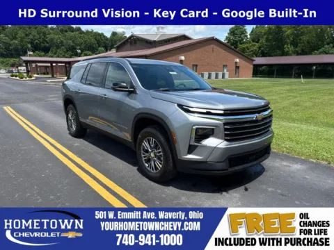 Gray 2026 Chevrolet Traverse LT for sale in Waverly, OH