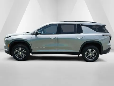 More photos of 2026 Chevrolet Traverse LT at Hometown Chevrolet, OH