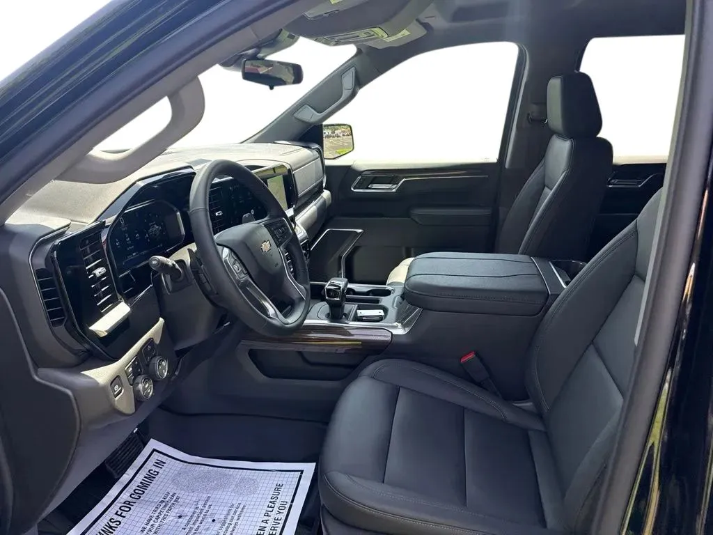 2026 Chevrolet Silverado 1500 LT - Photo 12