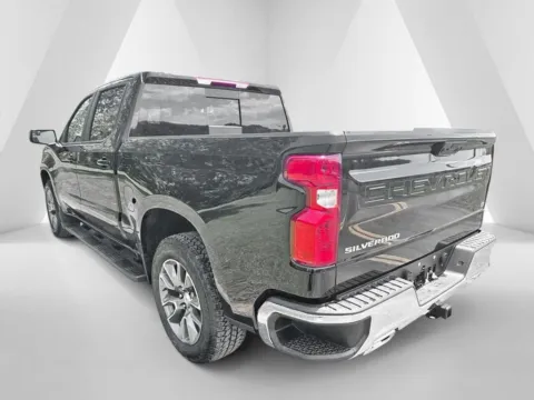 More photos of 2026 Chevrolet Silverado 1500 LT at Hometown Chevrolet, OH