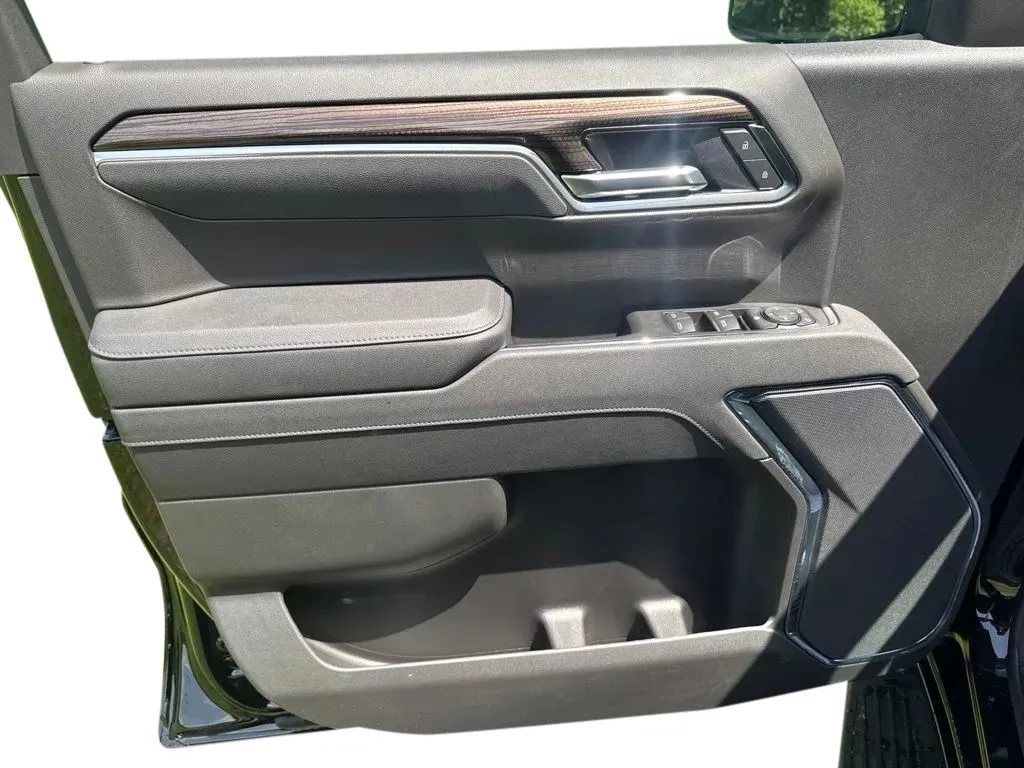 2026 Chevrolet Silverado 1500 LT - Photo 11