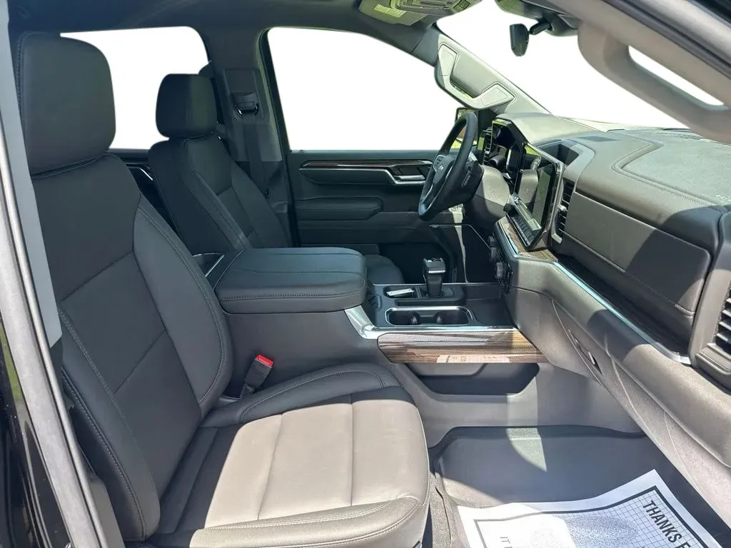 2026 Chevrolet Silverado 1500 LT - Photo 14