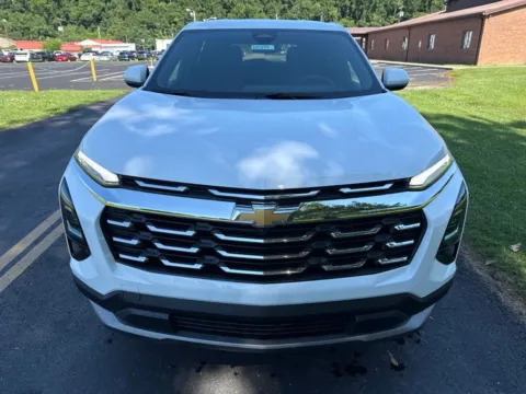Photos of 2026 Chevrolet Equinox LT for sale in Waverly, OH at Hometown Chevrolet
