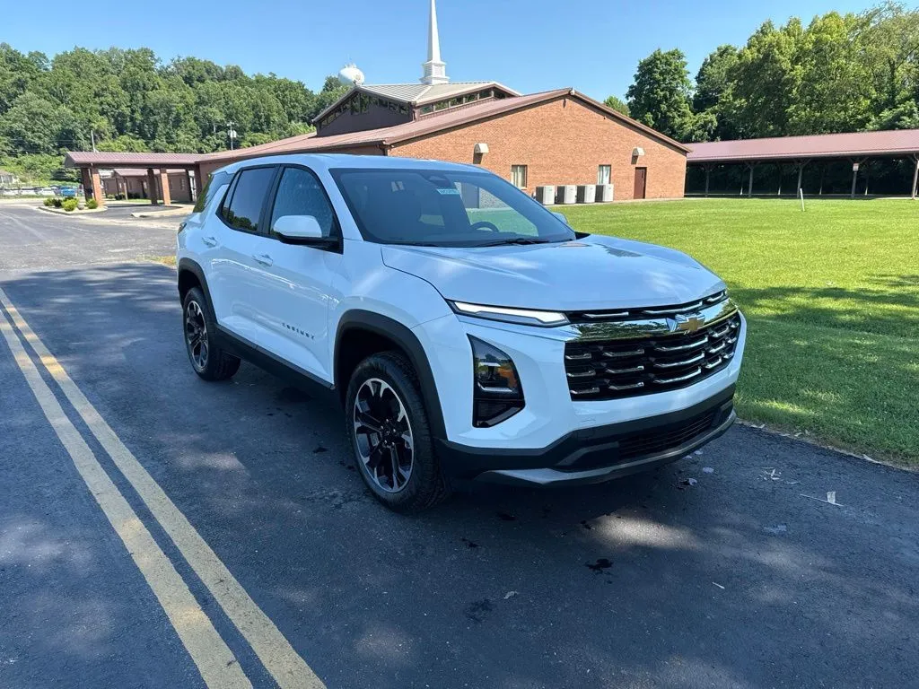 White 2026 Chevrolet Equinox LT for sale in Waverly, OH