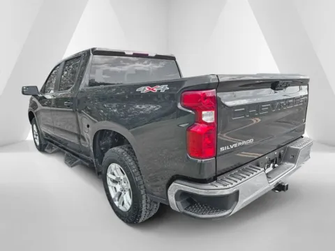 Photos of 2023 Chevrolet Silverado 1500 LT for sale in Waverly, OH at Hometown Chevrolet