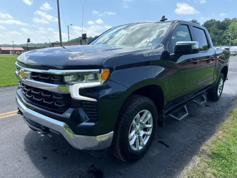 Another view of 2023 Chevrolet Silverado 1500 LT for sale in Waverly, OH at Hometown Chevrolet