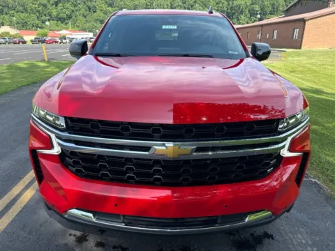 Photos of 2023 Chevrolet Tahoe LS for sale in Waverly, OH at Hometown Chevrolet