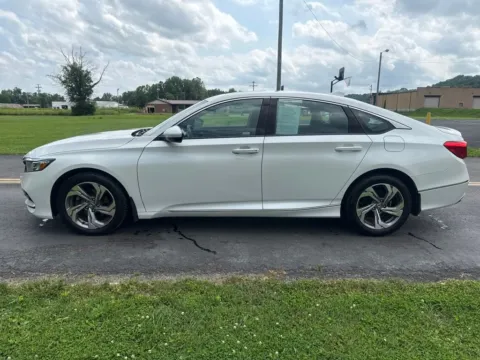 More photos of 2018 Honda Accord EX at Hometown Chevrolet, OH