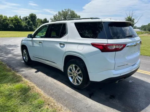 More photos of 2021 Chevrolet Traverse High Country at Hometown Chevrolet, OH