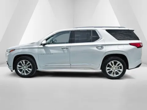 More photos of 2021 Chevrolet Traverse High Country at Hometown Chevrolet, OH