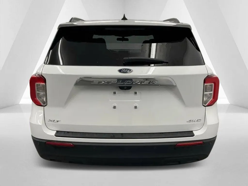 2022 Ford Explorer XLT - Photo 6