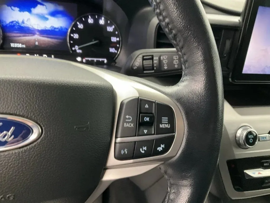 2022 Ford Explorer XLT - Photo 14