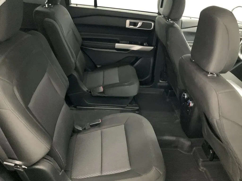 2022 Ford Explorer XLT - Photo 26