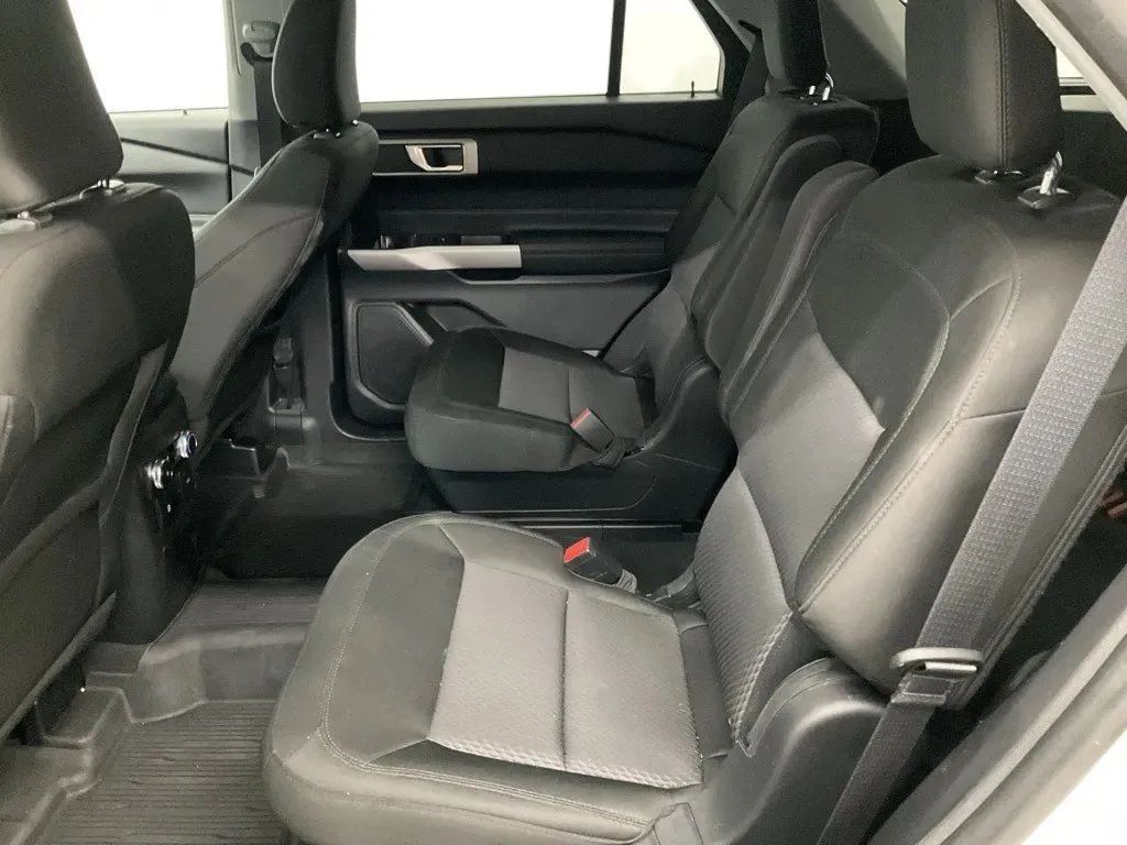 2022 Ford Explorer XLT - Photo 23