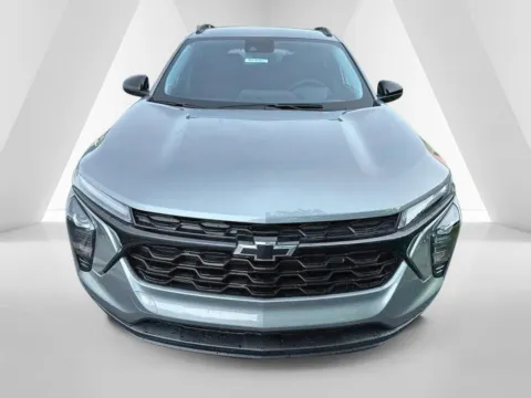 Photos of 2026 Chevrolet Trax LT for sale in Waverly, OH at Hometown Chevrolet