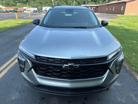 Photos of 2026 Chevrolet Trax LT for sale in Waverly, OH at Hometown Chevrolet