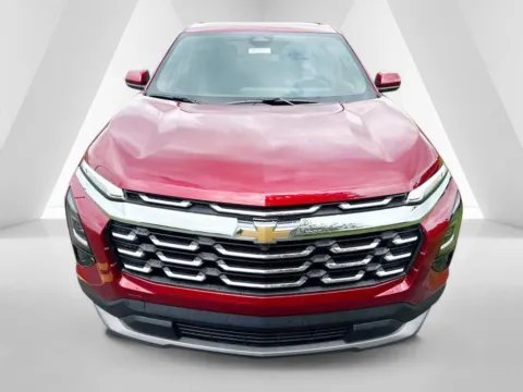 Photos of 2026 Chevrolet Equinox LT for sale in Waverly, OH at Hometown Chevrolet