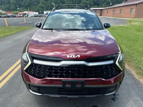Photos of 2023 Kia Sportage Plug-In Hybrid X-Line Prestige for sale in Waverly, OH at Hometown Chevrolet