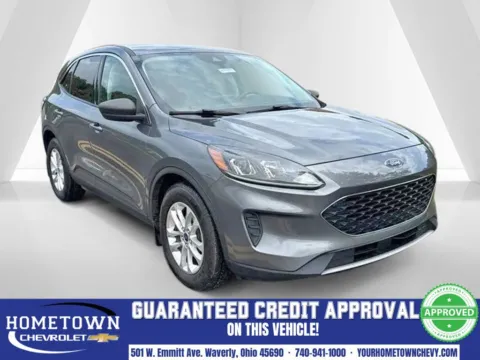 Gray 2022 Ford Escape SE for sale in Waverly, OH