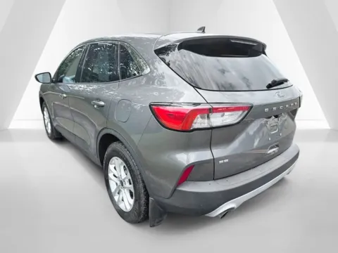 More photos of 2022 Ford Escape SE at Hometown Chevrolet, OH