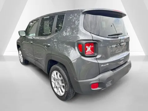 More photos of 2023 Jeep Renegade Latitude at Hometown Chevrolet, OH