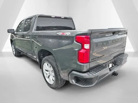 More photos of 2021 Chevrolet Silverado 1500 Custom at Hometown Chevrolet, OH