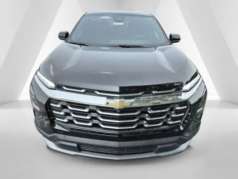 Photos of 2027 Chevrolet Equinox LT for sale in Waverly, OH at Hometown Chevrolet