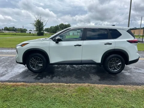 More photos of 2024 Nissan Rogue S at Hometown Chevrolet, OH