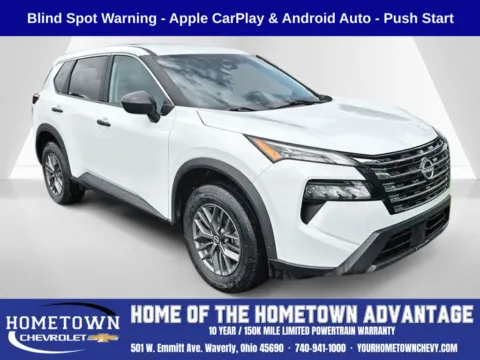 White 2024 Nissan Rogue S for sale in Waverly, OH