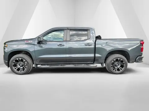 More photos of 2021 Chevrolet Silverado 1500 RST at Hometown Chevrolet, OH
