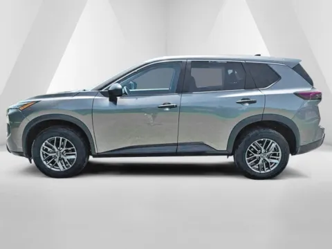 More photos of 2024 Nissan Rogue S at Hometown Chevrolet, OH