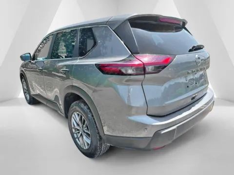 More photos of 2024 Nissan Rogue S at Hometown Chevrolet, OH