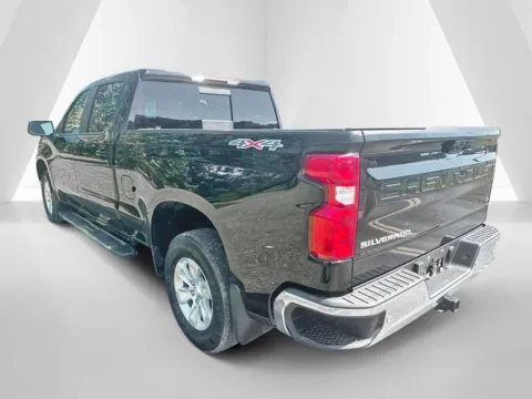 More photos of 2024 Chevrolet Silverado 1500 LT at Hometown Chevrolet, OH
