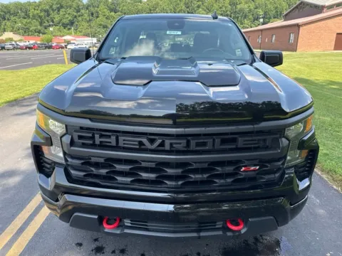 Photos of 2022 Chevrolet Silverado 1500 Custom Trail Boss for sale in Waverly, OH at Hometown Chevrolet