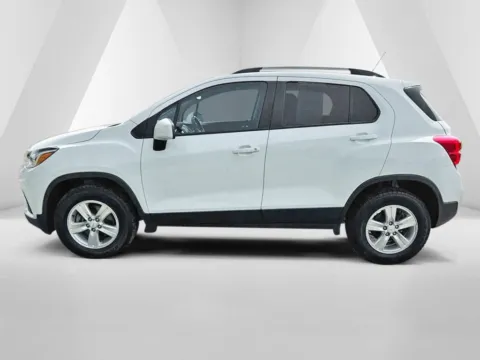 More photos of 2022 Chevrolet Trax LT at Hometown Chevrolet, OH