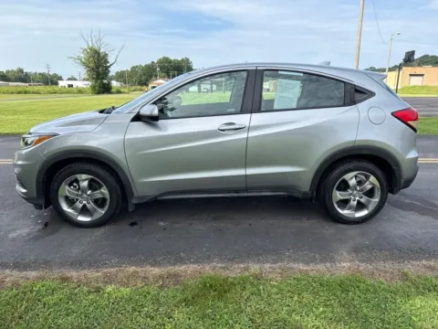 More photos of 2020 Honda HR-V LX at Hometown Chevrolet, OH