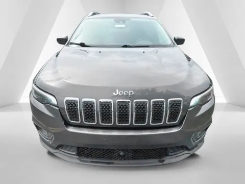 Photos of 2021 Jeep Cherokee Latitude Plus for sale in Waverly, OH at Hometown Chevrolet