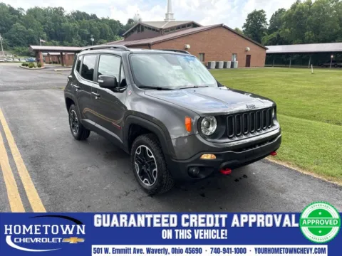 Unknown 2017 Jeep Renegade Trailhawk for sale in Waverly, OH