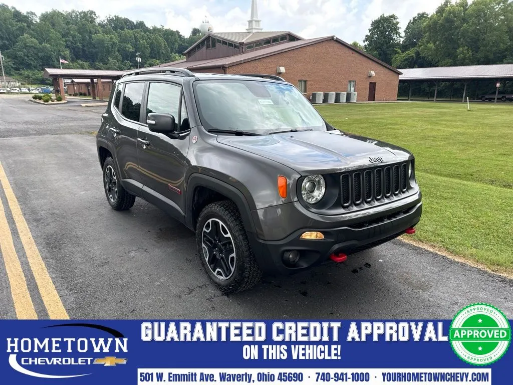 Unknown 2017 Jeep Renegade Trailhawk for sale in Waverly, OH