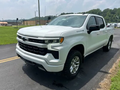 Another view of 2022 Chevrolet Silverado 1500 RST for sale in Waverly, OH at Hometown Chevrolet