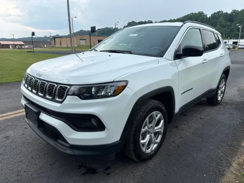 Another view of 2024 Jeep Compass Latitude for sale in Waverly, OH at Hometown Chevrolet