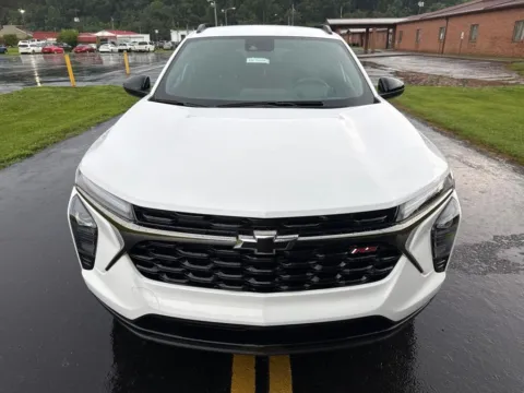 Photos of 2026 Chevrolet Trax 2RS for sale in Waverly, OH at Hometown Chevrolet